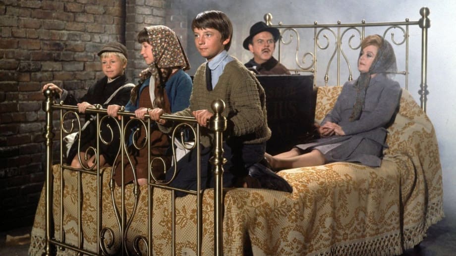 Watch Bedknobs and Broomsticks
