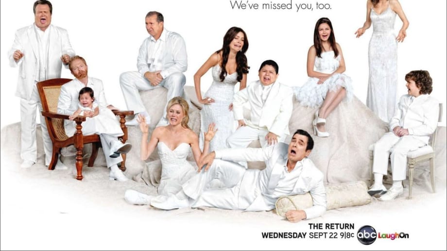 Watch Modern Family - Season 3